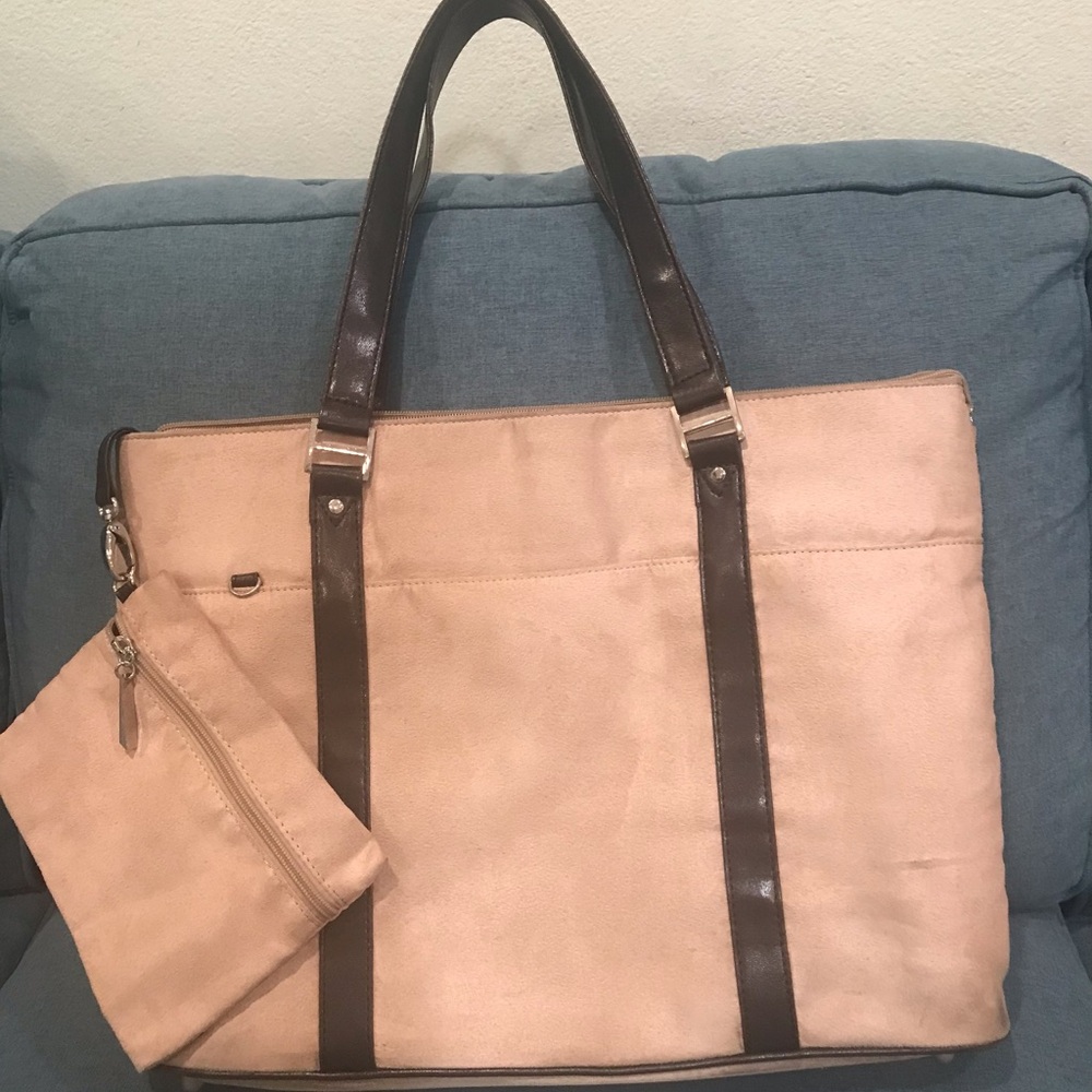 Women’s large suede tote bag.